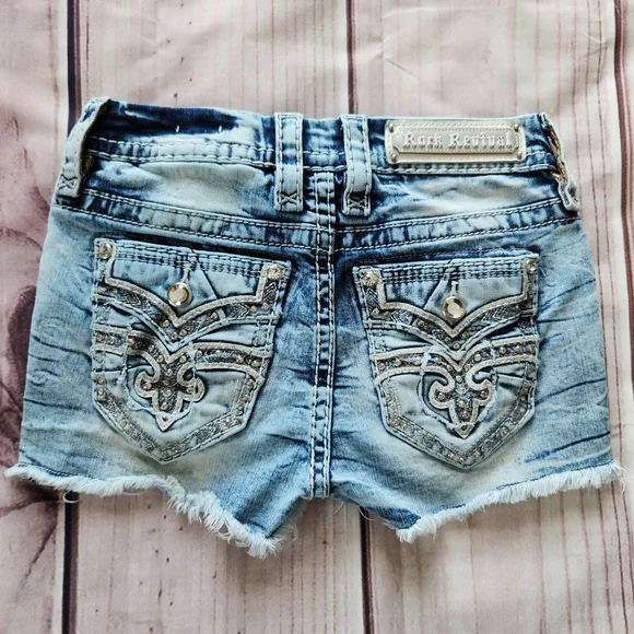 **SOLD** Rock Revival "Fay" Mid Rise Stretch Cutoff Short Blue Denim | Size 24 - Picture 8 of 14